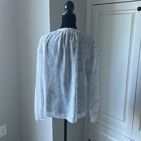 A new day blouse size small B25 - Picture 2 of 10